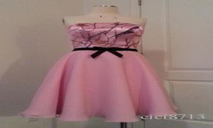 Roze camo bruidsmeisje jurk strapless knielengte kort bruiloftsfeestje camo formal jurk9874450
