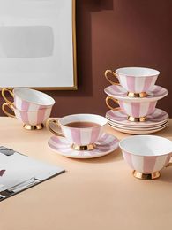 Roze Keramische Koffie Thee Kop Met Schotel Bone China Mok Britse Middag Kopjes Set Water Melk Latte Cafe Drinkware 240104