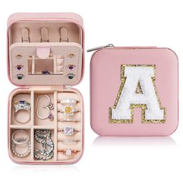 Cajas de joyería de viaje de Color rosa, regalos personalizados, regalos de cumpleaños para mujeres, regalos de Navidad para adolescentes y niñas, letras iniciales