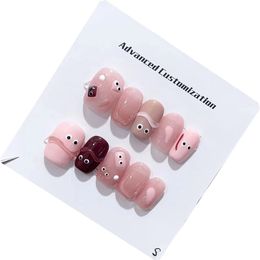 Roze schattige handgemaakte pers op nagels korte ronde mooie valse nail art met hart in Emmabeauty storenoem19456 240430
