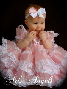 Roze Fancy Heirloom Jurk Baby Doopjurken Zuigelingen Pageant Bloemen Meisjes Jurken Kant Tiered Rokken Eerste Communie Toga