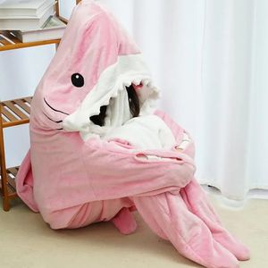 Roze flanel cartoonhaai slaapzak pyjama's dutje capuchon gezellige haaiendekens hoogwaardige flanel kinderen volwassenen deken cadeau 240411