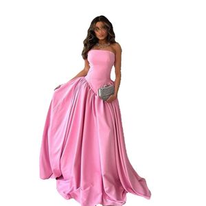 Robes de soirée gracieuses roses longues une ligne Satin sans bretelles plissé longueur de plancher Abendkleider dubaï Occasion formelle robes de bal