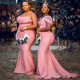 Roze Junior Bruidsmeisjesjurken Zeemeermin Elastisch Satijn Kant Sweep Trein Bruidsmeisje Jurken Bruidsjurken voor Nigeria Zwarte Vrouwen Meisjes Huwelijk BR105