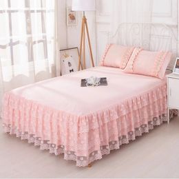 Pink Lace Lotus Leaf Bed Litt