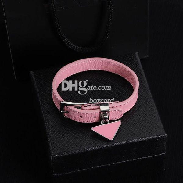 Bracelets en cuir rose, Bracelets mentaux triangulaires, élégants, plaqués avec lettres, avec tampon, accessoires de bijoux