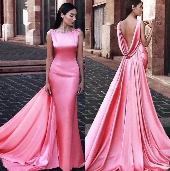 Vestidos de noche formales de sirena rosa Scoop Backless Vestidos de noche de mujeres de Oriente Medio con envolturas Vestidos de cena