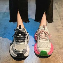 Chaussures de sport en mailles roses pour femmes 2023 Été Nouveau Y2k talons épaiss baskets coréen rond chaussures polyvalentes