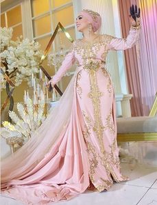 Robes de mariée princesse musulmane rose avec train détachable or dentelle appliques à manches longues arabe turquie Caftan robes de mariée