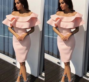 Roze nieuwe blush schede thuisbomen van schouder ruches ruches knie lengte staartjurken korte prom jurk jurken korte prom jurken