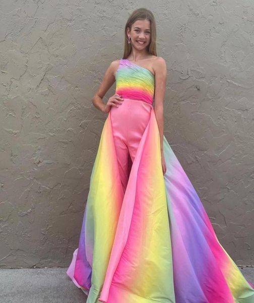 Vestidos de concurso de niña rosa 2022 Ruchada Tafeta Romper Niños pequeños Cumpleaños Mansos Mansouls Onshoulder Fily Party Wear Gowns In3328534