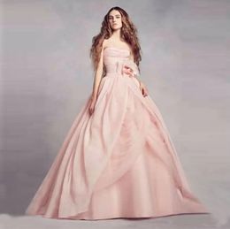Robes de mariée rose organza A-line Robes de bal sans bretelles corsées drapées avec des robes nuptiales de princesse fabriquées sur mesure 3D