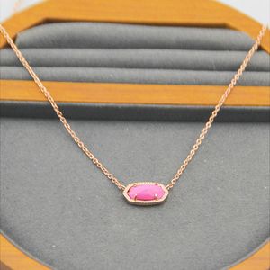 Collares pendientes de color rosa Collar turquesa rosa Real Chapado en oro de 18 quilates Cuelga Joyas con brillo Regalo de carta Con bolsa para el polvo gratis de alta calidad A