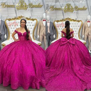 Roze prinsesjurken Baljurk uit schouderglitter pailletten Vestido de quinceanera boogknoop zoet 15 maskerade jurk