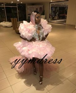 Roze Prom Dresses 2019 Sexy Pageant Avondjurken Hi-Lo Homecoming Party Jurk Ruffles Plus Size See Through Beads Crystals