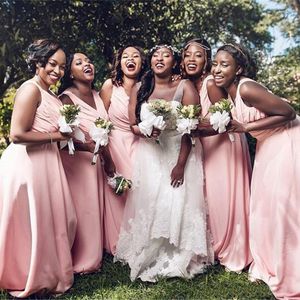 Roze pus grootte bruidsmeisjes jurk voor zomer bruiloften een lijn chiffon plooien v-hals lange bruiloft gast jurk Arabische Afrikaanse stijl BD8919