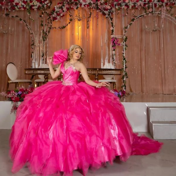 Robe Quinceanera rose pour filles de 16 ans, avec des Appliques de perles, en cœur, tapis rouge, robes de soirée de princesse, robes de bal, 2024