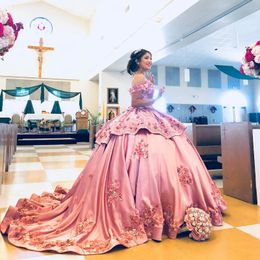 Robes de Quinceanera rose 2024 formelle de luxe fête perles dentelle Appliques fleur douce 15 robe Graduation balle Gwon robes de bal