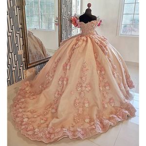 Roze ruches handgemaakte bloemen baljurk quinceanera jurk van de schouder korte mouwen appliques kant vestidos de 15 16 años