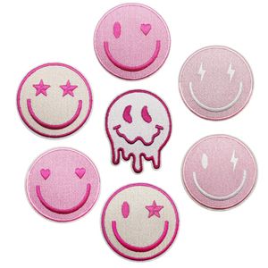 Roze serie opstrijkbare patches diverse maten smiley gezicht naai op geborduurde applique patch voor doe-het-zelf kleding shirt hoeden kunst ambacht naaien maken