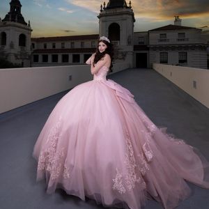 Roze glanzende quinceanera jurken baljurk van de schouder prinses applique kanten kralen tull zoet 16 Vestidos 15 de xv anos