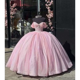 Roze sprankelende prinses Quinceanera kleedt uit de schouder uitrusting kristal gillter rok Vestidos fiesta de 15 anos 0531
