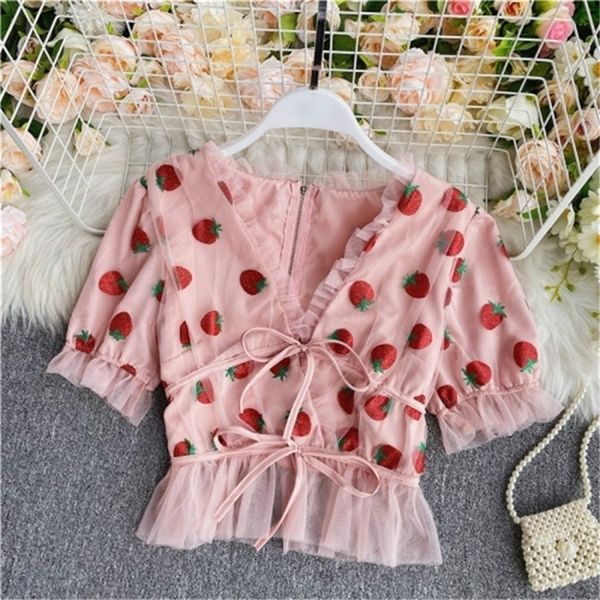 Chemises de fraises roses maille sexy chemisiers à col en V femme été manches bouffantes Blusa chemises décontractées hauts doux chemisier de fête féminine 210308