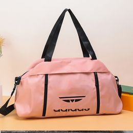 Roze Sugao vrouwen en mannen reistassen bagagetas draagtas shoudler tas hoogwaardige handtassen portemonnee grote capaciteit met letter print sporttassen 5 kleur 0214-24