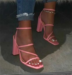 Sandales d'été roses confortables et polyvalentes OpenToe Sandale Highheed Sandale Outdoor Couleur Solide plus taille Chaussures Sandales 210329132237