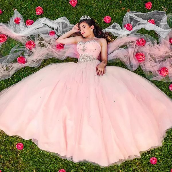 Rose chérie cristal tulle robes de Quinceanera plissé étage longueur robe de bal robes de bal corset à lacets doux 16 robes