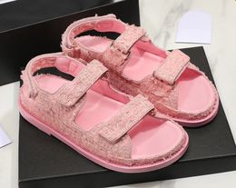 Sandalias rosadas para mujer Diseñadores Zapatillas Summer Girls Slide Beach Sandalia para mujer
