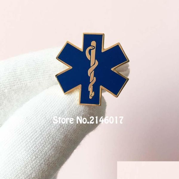 Broches Broches 100Pcs Infirmière Ambance Épinglette Bleu Émail Serpent Symbole Insigne En Métal Étoile De La Vie Paramediciron Médecin Pins B Dhae1