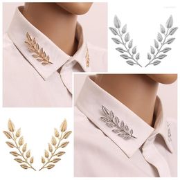 Pinnen broches 2022 vintage blad kraag pen broche bladeren plant voor vrouwen kleding shirts passen charm