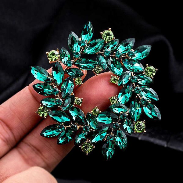 Broches broches 3 couleurs cristal couronne fleur broche en gros mode broches pour femmes Costume bijoux beau cadeau Z0421