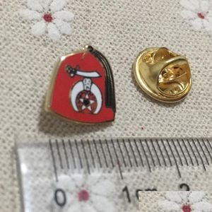 Pinnen broches 50 stks metselwerkpennen aanpassen Masons Shriners email vlinder koppeling kleine vrijmetselaars revers pin badge drop levering juweel dhnkv