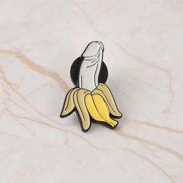 Pins, Broches Cartoon Creatieve Gepelde Banaan Fruit Modellering-Emaille Pin Revers Badges Broche Grappige Mode-sieraden