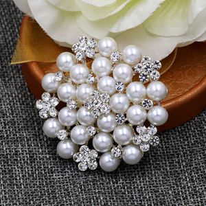 Broches de alfileres Flor de perla simulada clásica y broche de diamantes de imitación de cristal para ramos de boda o pasteles de bricolaje G230529