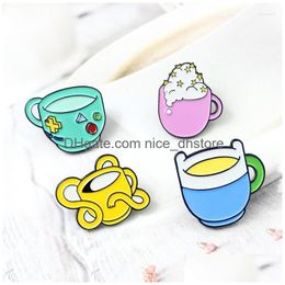 Pins Broches Creatieve Stripfiguur Koffiekopje Broche Spel Robot Finn Jake Bmo Bubble Prinses Ster Maan Mok Vriend Badge Gift Dhalm