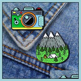 Broches Broches Caméra Personnalisée Montagne Forêt Émail Dur Broches Femmes Bijoux Accessoires Cam Souvenir Badge Bk Woods Broche 1076 D Dhw4K