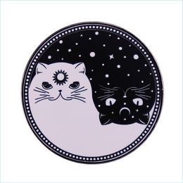 Broches Broches Chats mignons Ename Pins Céleste Yin Yang Noir Blanc Chat Broche Animal Badge Pin Bijoux 604 H1 Drop Delivery Dhgarden Dh1Ev