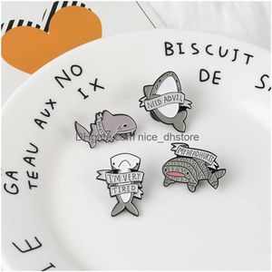 Pinnen broches schattig marien dierenglazuur help me ik ben moe en depressieve haaien cartoon pin badge backpack denim broche voor vr ot8zn