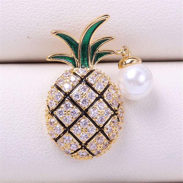 Broches Broches DIY Perle Accessoires avec Cuivre Plaqué Or Micro Incrusté Zircon Mignon Ananas Jade Broche Bijoux Polyvalent pour Femmes 230727