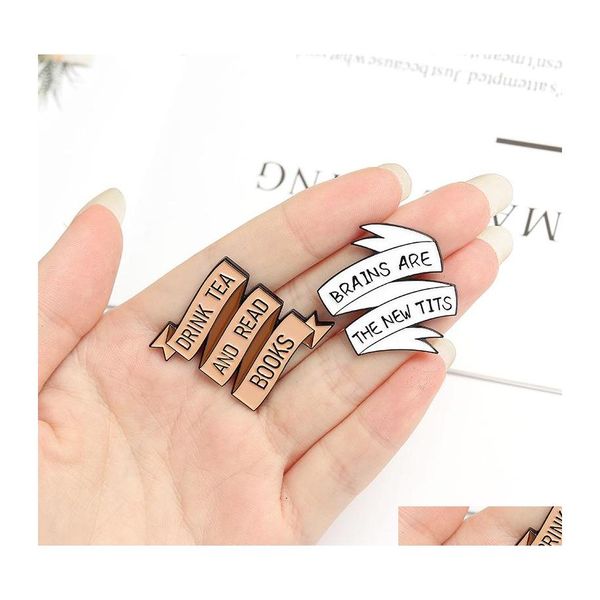 Perni Spille Bere tè e leggere libri Cute Lettera Smalto Pin Donna Ragazza Gioielli di moda Metallo Vintage Pin Distintivo Regalo 2216 T2 Drop Dhdtl