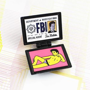 Pins broches email pins id card xfiles fbi mr burns lisa homer jay marge kirk originaliteit flip broches sieraden geschenken voor vrienden z0421