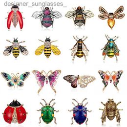 Pins Broches Mode Insect Bee Vlinder Labug Broches Pins voor Vrouwen Sieraden Strass Kleurrijke Emaille Jas Pak Party Kerst GiftL231117