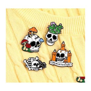 Pins broches Halloween Mushroom Skl Cactus kaarsenlegering verf pins voor All Saints Day kleding rugzak anti -lichtknop slechte otmia