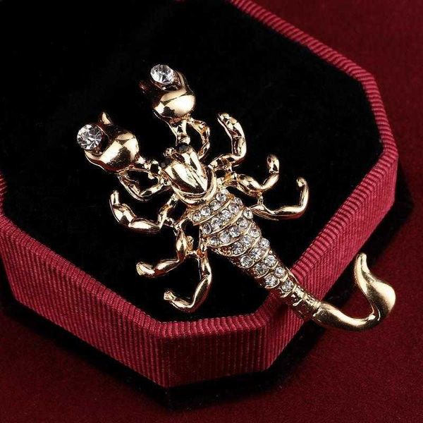 Broches Broches Hesiod Bijoux De Mode En Gros Cristal Broche Broche Vivid Scorpion Strass Collier Broches Robe Décoration Z0421