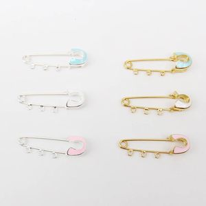 Pins Broschen Islam 4 cm 3 Schlaufen Sicherheitsnadel Rosa Blau Emaille mit Gold versilbert Kleine Brosche Baby Pins Broschen 231101