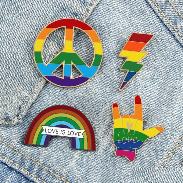 Pins Broches Lgbt Rainbow Homosexual Pride Drapeau En Forme De Coeur Émail Pin Pour Sac Chemise Denim Revers Badges Lesbiennes Pins Bijoux Drop Dh7L3