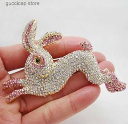 Pins Broches Luxe Blanc Rose Strass Incrustation Lapin Broche pour Femmes Mode Forme Animale Femelle Broches Soirée Robe Bijoux Y240329